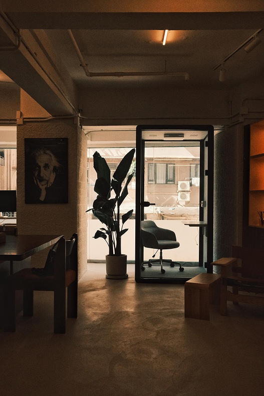 Studio lounge seating